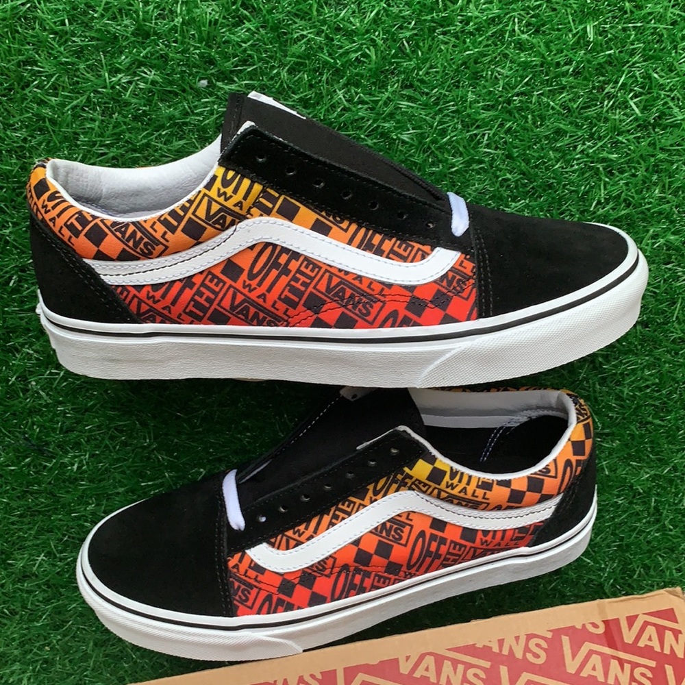 VANS OLD SKOOL LOGO FLAME Black/True White men’s - Picture 14 of 16